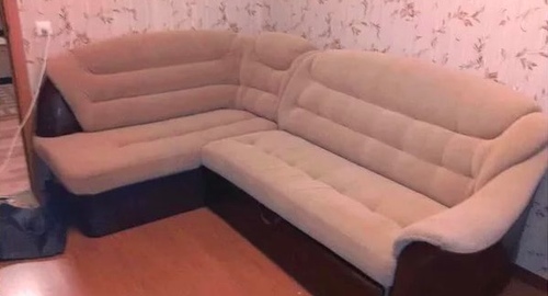 Перетяжка углового дивана. Площадь Гагарина